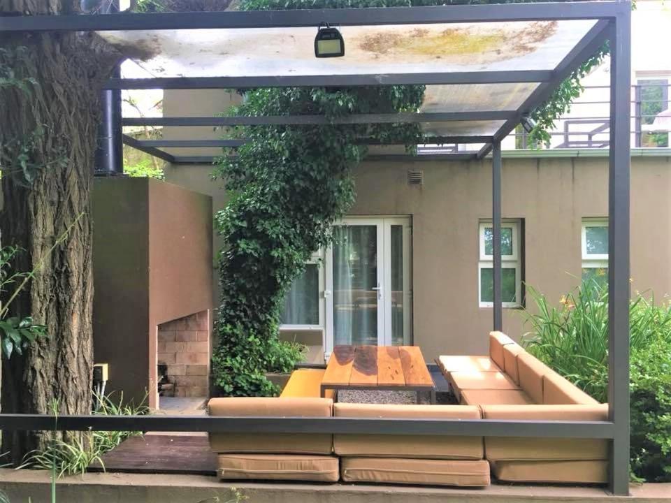 La Casa Del *